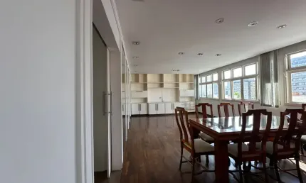 Apartamento 3 Dormitórios no Gonzaga - Vista para o Mar