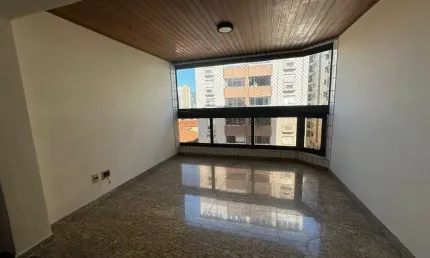 3 DORMITÓRIOS 2 VAGAS em localização PRIVILEGIADA na PONTA DA PRAIA