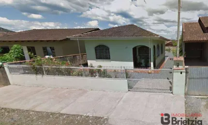 Casa com 2 dormitórios à venda, 70 m² por R$ 400.000,00 - Paranaguamirim - Joinville/SC