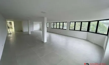 Sala para alugar, 105 m² por R$ 3.675 + taxas/mês - Bom Retiro - Joinville/SC