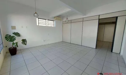Sala para alugar, 52 m² por R$ 1.900 + taxas/mês - Bom Retiro - Joinville/SC