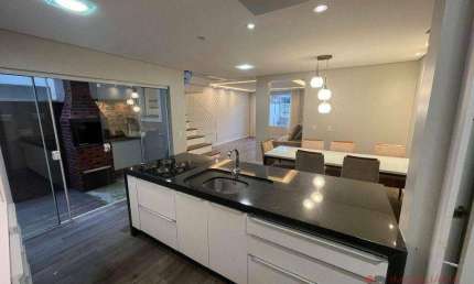 Casa com 3 dormitórios para alugar, 123 m² por R$ 4.400 + taxas/mês - Bom Retiro - Joinville/SC