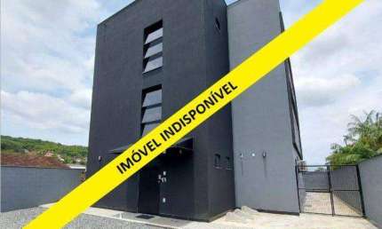 Kitnet com 1 dormitório para alugar, 25 m² por R$ 1.440 + taxas/mês - Bom Retiro - Joinville/SC