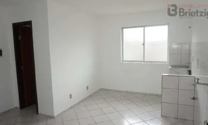 Apartamento com 1 dormitório para alugar, 30 m² por R$ 970 + taxas/mês - Bom Retiro - Joinville/SC