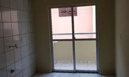 Apartamento com 3 dormitórios para alugar, 68 m² por R$ 1.690+taxas/mês - Bom Retiro - Joinville/SC