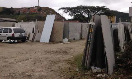 Terreno à venda no Jóquei Clube, Juiz de Fora 