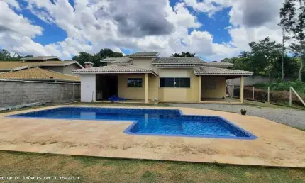 Chácara para Venda em Pinhalzinho, Zona Rural, 3 dormitórios, 1 suíte, 3 banheiros, 1 vaga