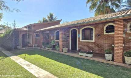 Chácara para Venda em Pinhalzinho, Zona Rural, 6 dormitórios, 3 suítes, 5 banheiros, 3 vagas