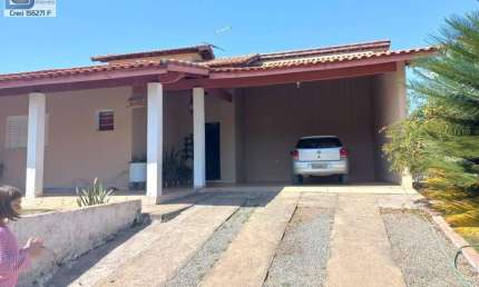 Chácara para Venda em Pinhalzinho, Zona Rural, 3 dormitórios, 3 suítes, 5 banheiros, 2 vagas