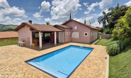 Chácara para Venda em Tuiuti, Centro, 4 dormitórios, 1 suíte, 3 banheiros, 2 vagas