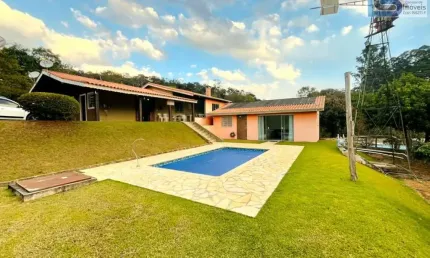 Chácara para Venda em Pinhalzinho, Centro, 2 dormitórios, 1 suíte, 3 banheiros, 2 vagas