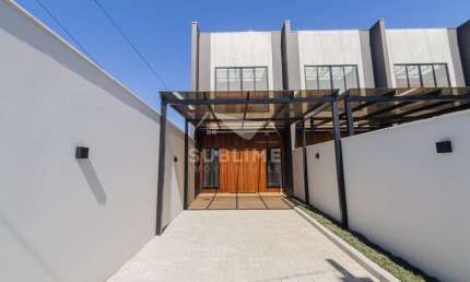 Casa com 3 quartos à venda no Costa e Silva, Joinville 