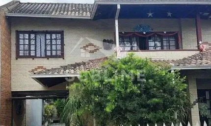 Casa com 3 quartos à venda na Vila Nova, Joinville 