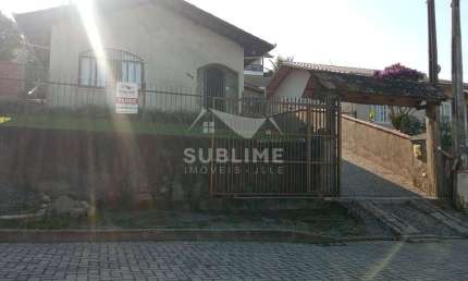 Casa com 5 quartos à venda no Itaum, Joinville 