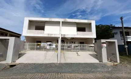 Casa com 3 quartos à venda no Glória, Joinville 