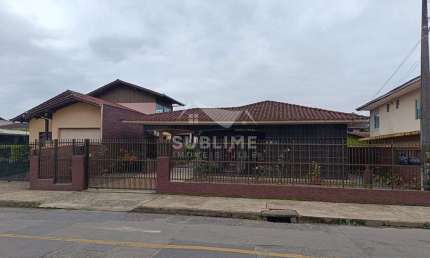 Casa com 4 quartos à venda no Boa Vista, Joinville 