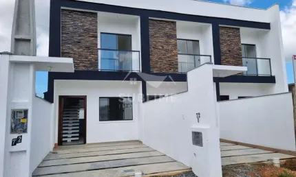 Sobrado Geminado no Bairro Adhemar Garcia com 02 Quartos