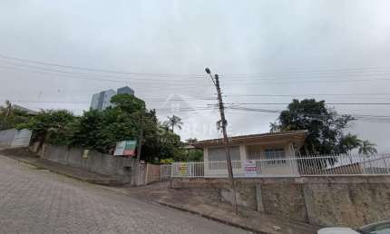 Casa com 4 quartos à venda no Floresta, Joinville 