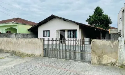 Casa com 3 quartos à venda no Jardim Paraíso, Joinville 