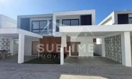 Casa com 3 quartos à venda na Vila Nova, Joinville 
