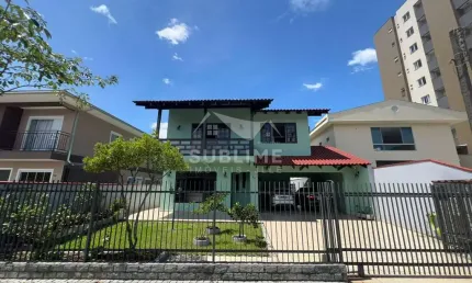 Casa com 6 quartos à venda no Bom Retiro, Joinville 