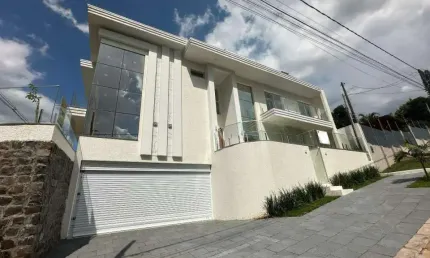 Sobrado 3 quartos sendo 1 suíte à venda no Bairro CENTRO em CASCAVEL por R$ 4.000.000,00