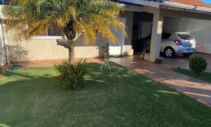 Casa Residencial 3 quartos à venda no Bairro REGIAO DO LAGO em CASCAVEL por R$ 1.300.000,00