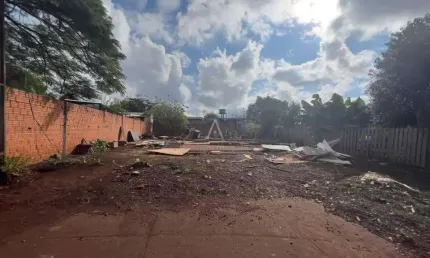 Terreno à venda no Bairro INTERLAGOS em CASCAVEL por R$ 170.000,00
