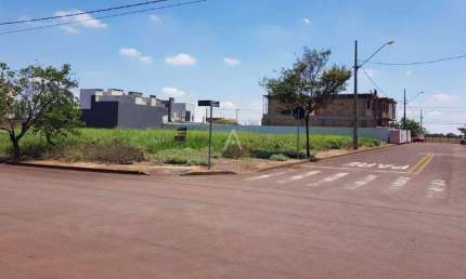 Terreno à venda no Bairro VILA BECKER em TOLEDO por R$ 380.000,00
