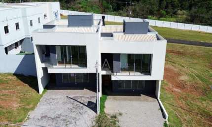 Sobrado 3 quartos à venda no Bairro UNIVERSITARIO em CASCAVEL por R$ 600.000,00