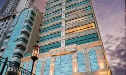 Apartamento 4 quartos à venda no Bairro MEIA PRAIA em ITAPEMA por R$ 9.800.000,00