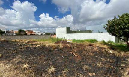 Terreno à venda no Bairro BELMONT em CASCAVEL por R$ 310.000,00