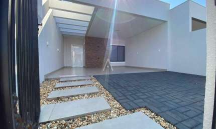 Casa Residencial 3 quartos, sendo 1 suíte, e sobra de terreno à venda no Bairro JARDIM ANAPOLIS em TOLEDO por R$ 695.000,00
