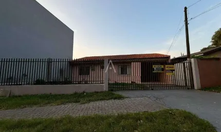 Casa para locação no bairro Alto Alegre em Cascavel