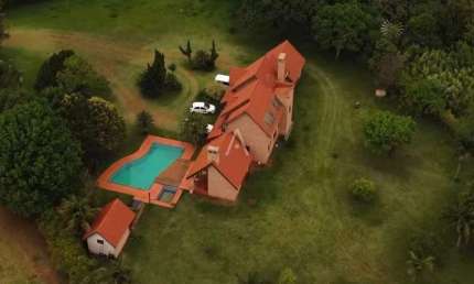 Sobrado 3 quartos para aluguel no Bairro TOCANTINS em TOLEDO por R$ 7.500,00