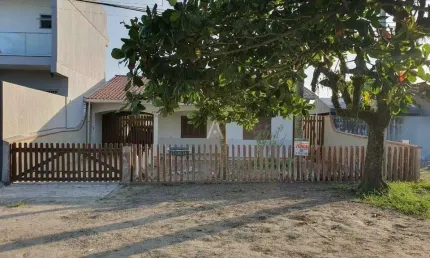 Casa Residencial 3 quartos à venda no Bairro BRASILIA em ITAPOA por R$ 850.000,00