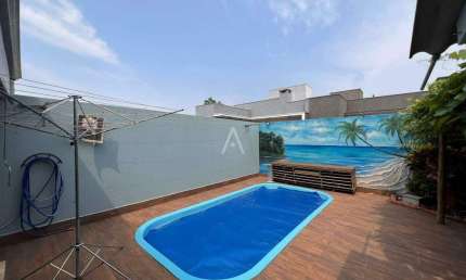 Sobrado 3 quartos à venda no Bairro JARDIM GISELA em TOLEDO por R$ 950.000,00