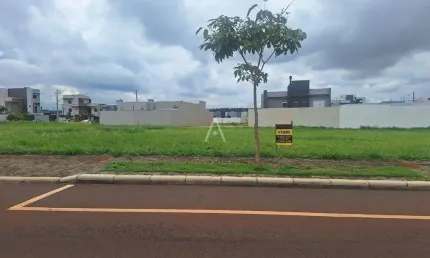 Terreno à venda no Bairro TROPICAL III em CASCAVEL por R$ 420.000,00