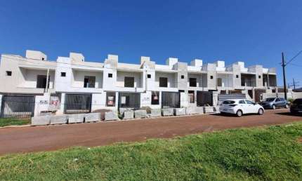 Sobrado 3 quartos à venda no Bairro ESMERALDA em CASCAVEL por R$ 580.000,00