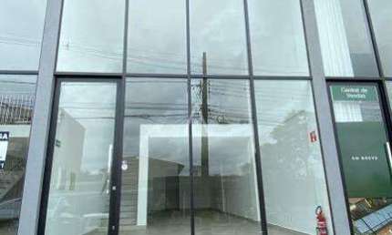 Sala Comercial com Mezanino e Excelente Localização