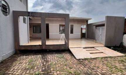 Casa com 3 quartos para alugar na Rua Erechim, Centro, Cascavel