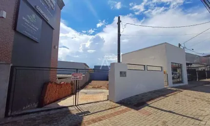 Sala comercial e estacionamento no Centro para locação em Cascavel