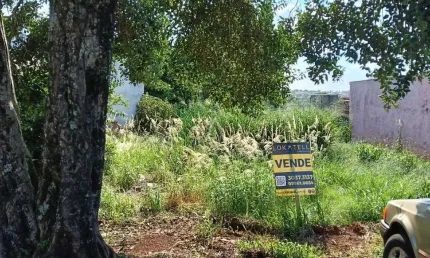 Terreno à venda com 480 m² no Bairro Floresta, em Cascavel - Pr., por R$ 350.000,00