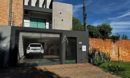 Sobrado 3 quartos à venda no Bairro ALTO ALEGRE em CASCAVEL por R$ 750.000,00