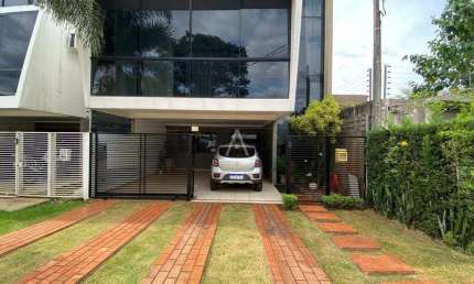 Tríplex com 2 quartos e 1 suíte localizado no Bairro Claudete, em Cascavel - Pr., por R$ 870.000,00