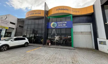 Sala comercial com barracão para locação no Centro em Cascavel