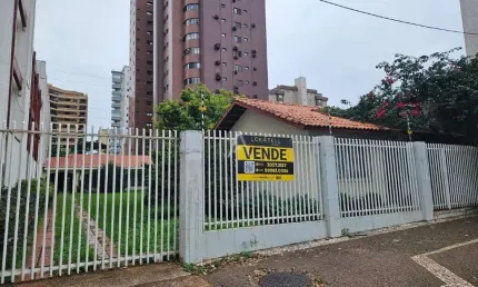 Terreno à venda no Bairro CENTRO em CASCAVEL por R$ 3.100.000,00