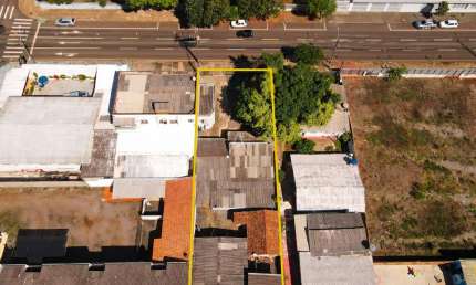 Terreno Comercial no Centro de Cascavel - Pr., com 825,00m², por R$ 2.500.000,00