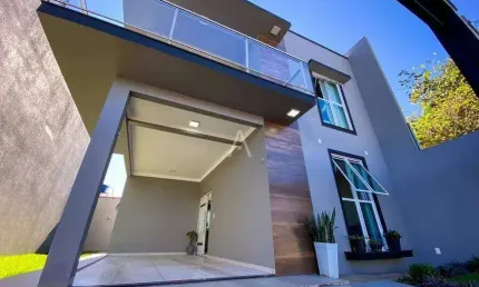 Sobrado 3 quartos à venda no Bairro Pioneiros Catarinenses em CASCAVEL por R$ 750.000,00