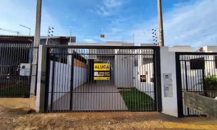Casa residencial 2 quartos para aluguel no bairro jardim panorama em toledo por r$ 1.500,00